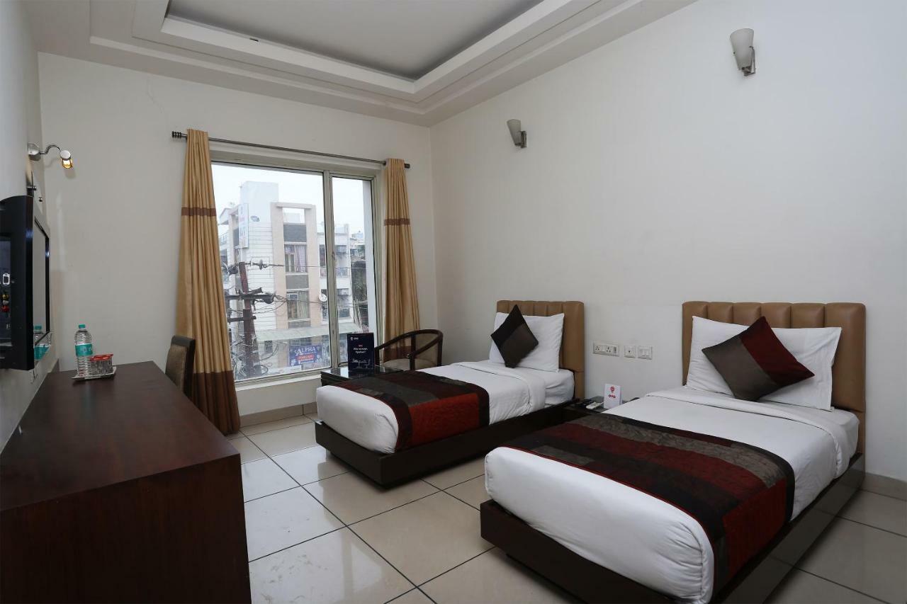 Capital O 1391 Hotel Pushpa Vilas Ghaziabad Exterior foto